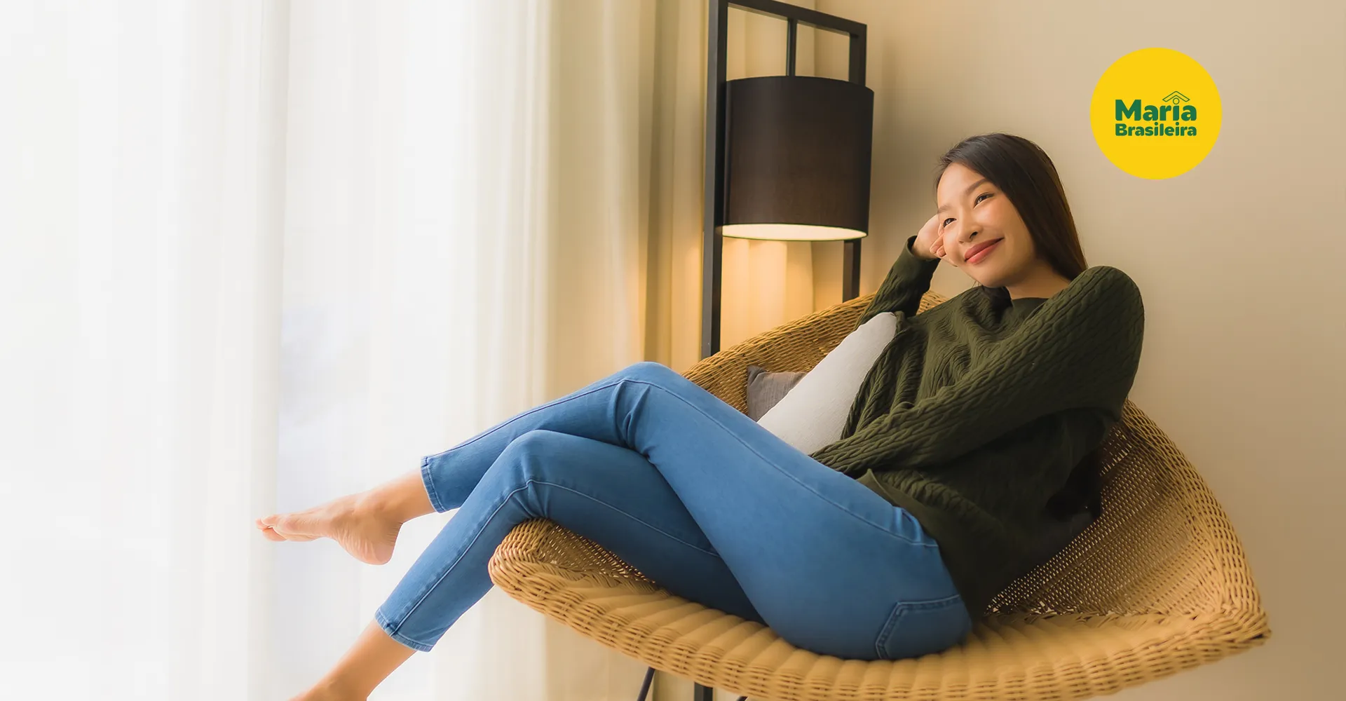 Imagem ilustrativa para o artigo Você não precisa dar conta de tudo: pedir ajuda com a limpeza de casa também é autocuidado da Maria Brasileira